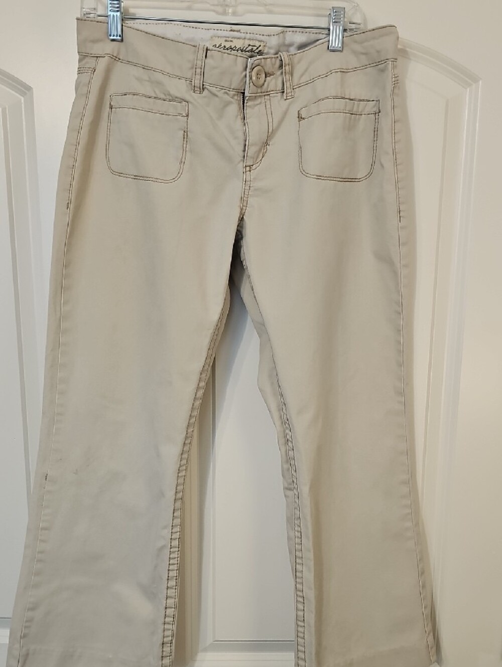 Aeropostale Girls Beige Cropped Pants